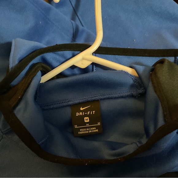 Nike, bright blue plain sweatshirt/hoodie DRI/FIT. size med 100perfect poly. - Picture 2 of 3